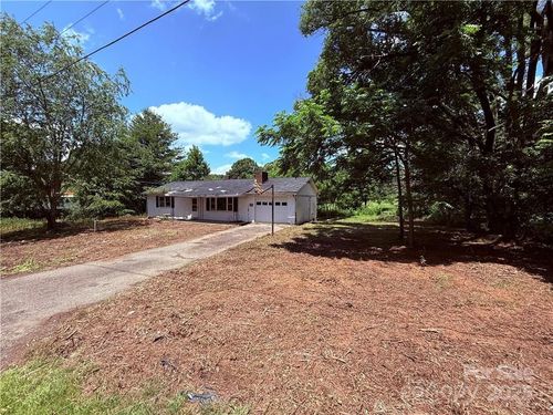 147 Greensboro Hts, Crumpler, NC, 28617-9522 | Card Image