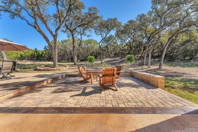 663 Private Road 1712, House other with 3 bedrooms, 3 bathrooms and null parking in Mico TX | Image 63