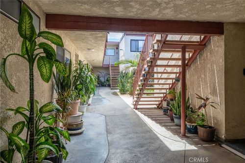 107-1001 Cherry Ave, Long Beach, CA, 90813-3941 | Card Image