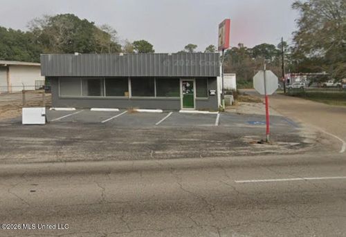 820 Pass Rd, Gulfport, MS, 39501-6447 | Card Image