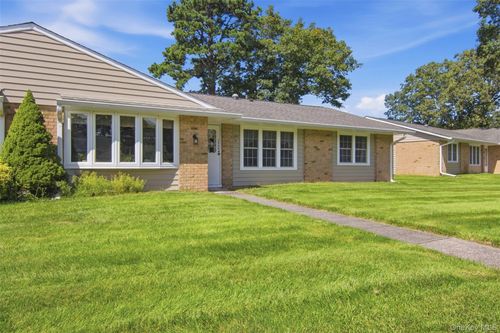 b-299 Cardiff Court, Brookhaven, NY, 11961 | Card Image