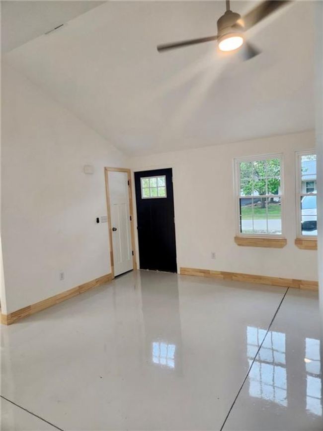 705 Pleasant St, Home with 0 bedrooms, 0 bathrooms and 4 parking in Odessa MO | Image 4