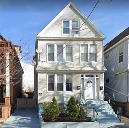 24 Eastern Pkwy, Jersey City, NJ, 07305-1328 | Card Image