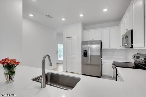 1645 Alameda Dr, Naples, FL, 34120-5703 | Card Image