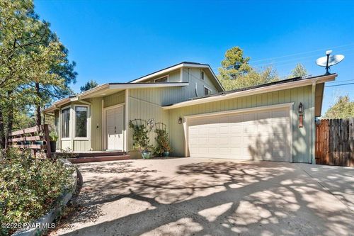 1786 Rolling Hills Dr, Prescott, AZ, 86303-6459 | Card Image