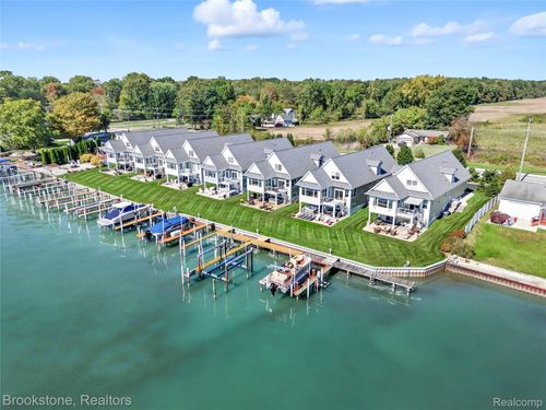 10049 Dixie Hwy, Ira, MI, 48023-2821 | Card Image