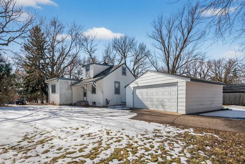 117 Birch St, Mahtomedi, MN, 55115-1604 | Card Image