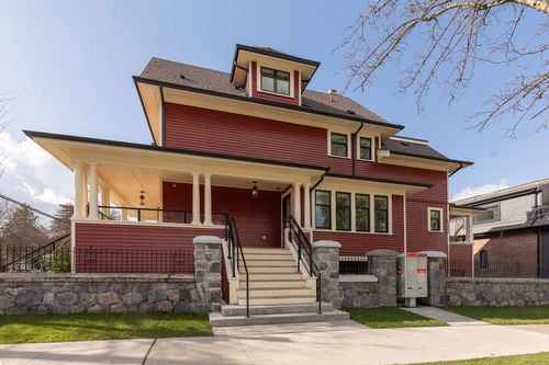 1081 Semlin Dr, Vancouver, BC, V5L | Card Image