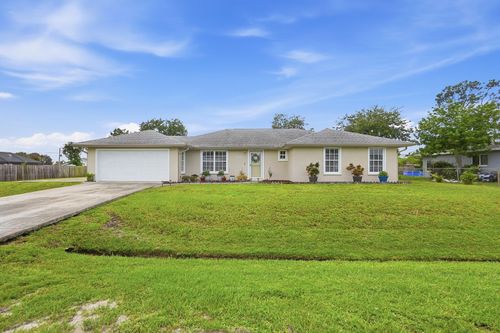 482 Se Galleon Ln, Port St. Lucie, FL, 34983-2266 | Card Image