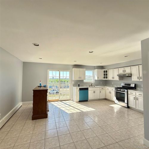 96-18 Shore Front Pkwy, Rockaway Beach, NY, 11693-1548 | Card Image