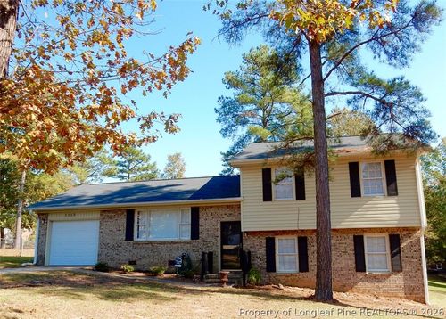 1113 Oakstone Dr, Fayetteville, NC, 28314-5916 | Card Image