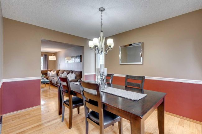 16527 Sunhaven Road Se, Home with 4 bedrooms, 2 bathrooms and 4 parking in Calgary AB | Image 7