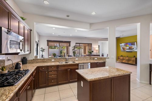 81091 Avenida Colonias, Indio, CA, 92203-3716 | Card Image