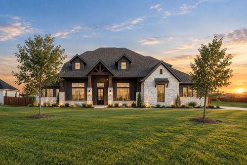 301 Hollingsworth Ln, Glenn Heights, TX, 75154-3630 | Card Image