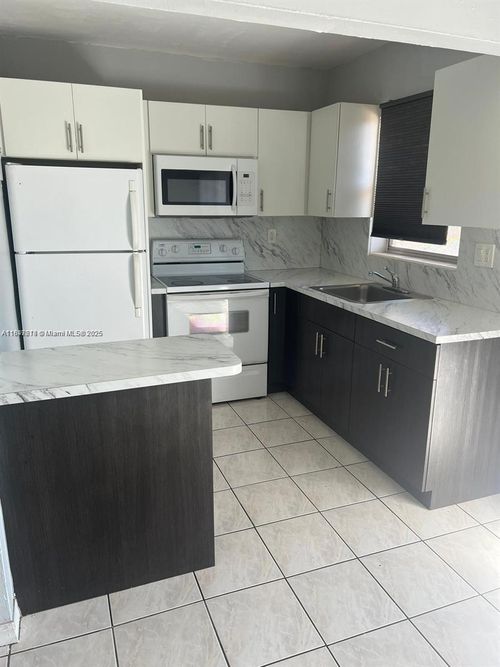 apt-314-7505 Sw 82nd St, Miami, FL, 33143-7339 | Card Image