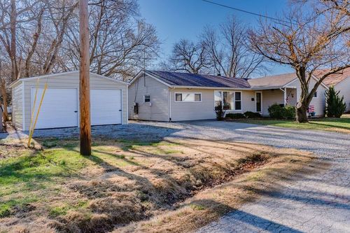1309 Sanders St, Harrisonville, MO, 64701-3035 | Card Image