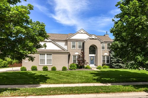 19102 Walter Grove Dr, Noblesville, IN, 46062-8043 | Card Image