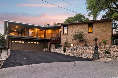 714 Starcrest, New Braunfels, TX, 78130-5363 | Card Image