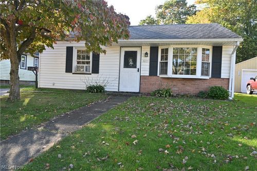 1025 Thayer Ave, Ashtabula, OH, 44004-2639 | Card Image