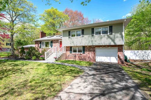 44 Keyes Hill Rd, Pelham, NH, 03076-2115 | Card Image