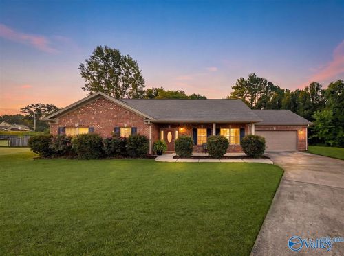 109 Wagon Dr, Harvest, AL, 35749-8432 | Card Image