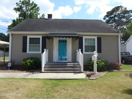 1404 Peachtree St, Goldsboro, NC, 27530-3930 | Card Image