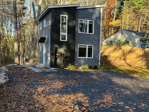 17 Page St, Kittery, ME, 03904-1416 | Card Image