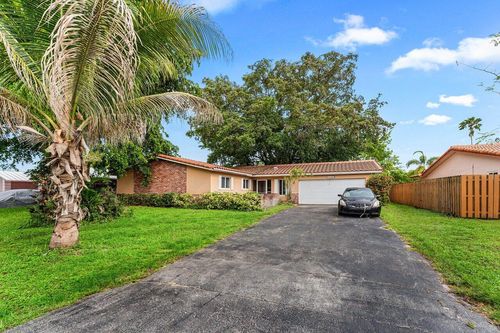 11260 Nw 41st St, Coral Springs, FL, 33065-7742 | Card Image