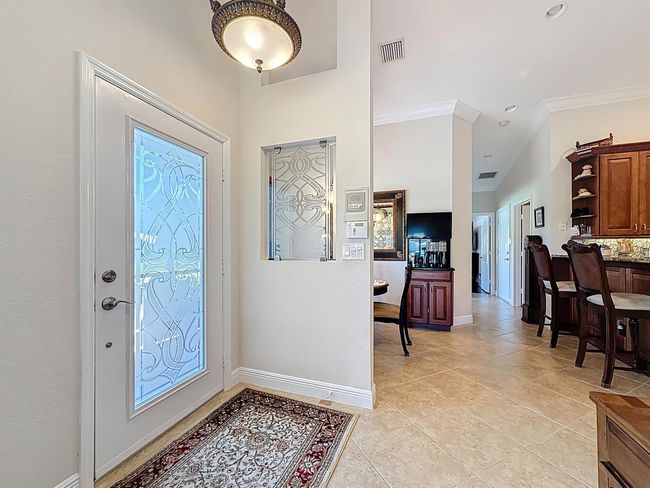 12110 Napoli Ln, Condo with 3 bedrooms, 2 bathrooms and null parking in Boynton Beach FL | Image 4
