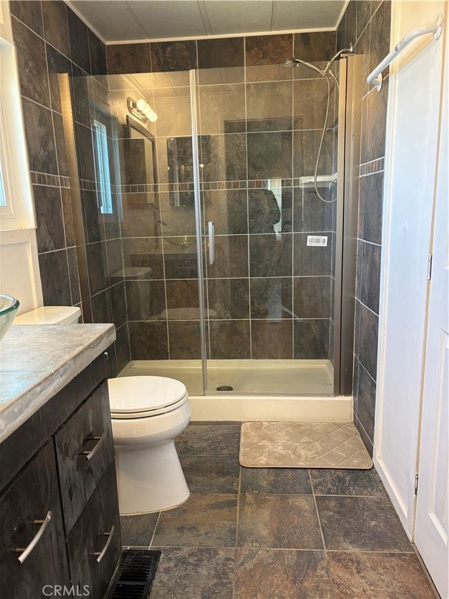Master Bathroom | Image 28