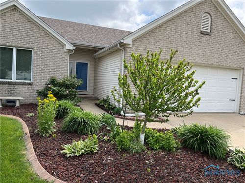 4435 Clearwater Dr E, Maumee, OH, 43537-9125 | Card Image
