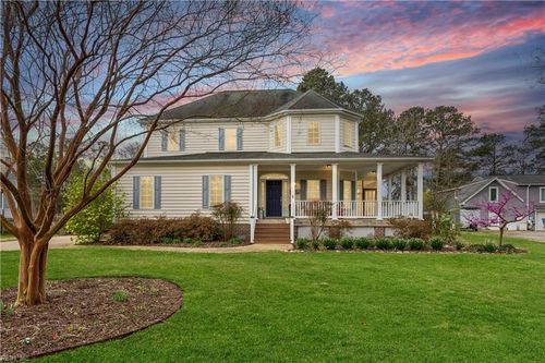 117 Montgomery Ln, Seaford, VA, 23696-2061 | Card Image