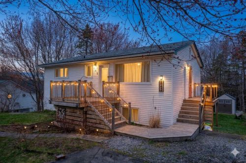 642 Herring Cove Rd, Halifax, NS, B3R1X9 | Card Image