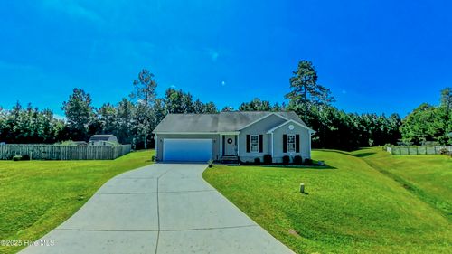 405 Bret Ct, Jacksonville, NC, 28540-8008 | Card Image