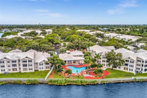 104-2820 N Oakland Forest Dr, Oakland Park, FL, 33309-7623 | Card Image