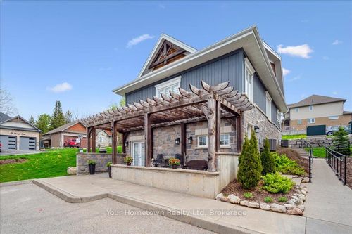 27b-27 Stumpf St, Elora, ON, N0B1S0 | Card Image