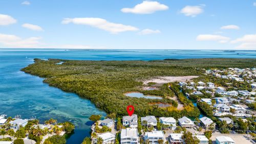 146 Mockingbird Rd, Tavernier, FL, 33070-2224 | Card Image
