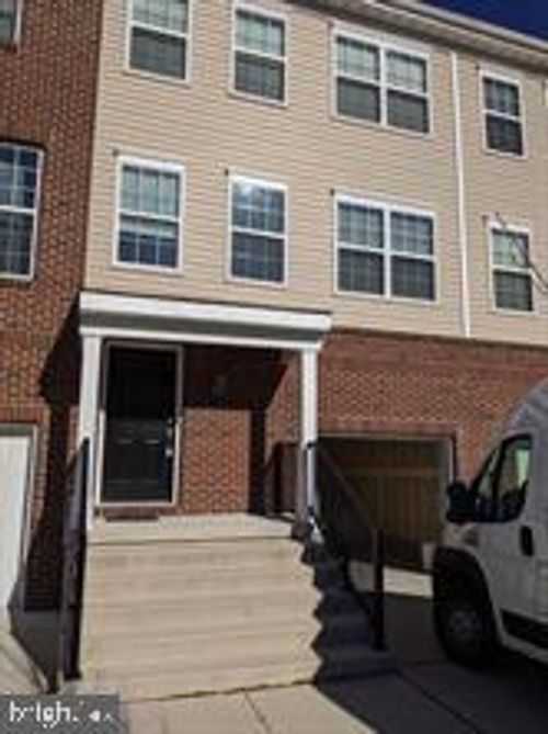 35 Creekside Way, BURLINGTON, NJ, 08016-1006 | Card Image