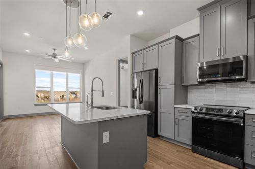 3318-2700 Old Denton Rd, Carrollton, TX, 75007-6484 | Card Image