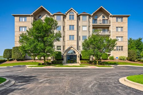 102-8505 Woodward Ave, Woodridge, IL, 60517-3159 | Card Image