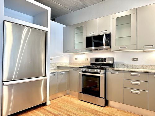 apt-703-5430 N Sheridan Rd, Chicago, IL, 60640-7616 | Card Image