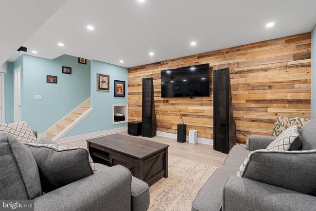 2032 Valley View Dr, House other with 4 bedrooms, 4 bathrooms and null parking in QUAKERTOWN PA | Image 39