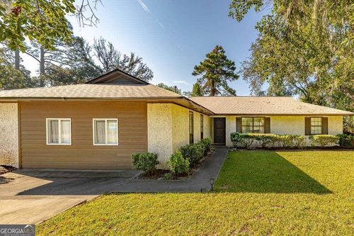 126 Lake View Cir, Brunswick, GA, 31525-2487 | Card Image