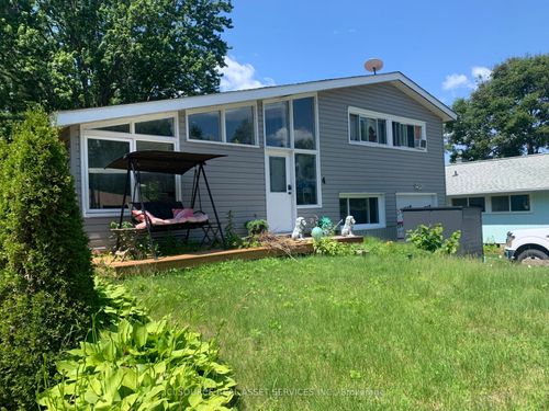 4 Kelvin Cres, Deep River, ON, K0J1P0 | Card Image