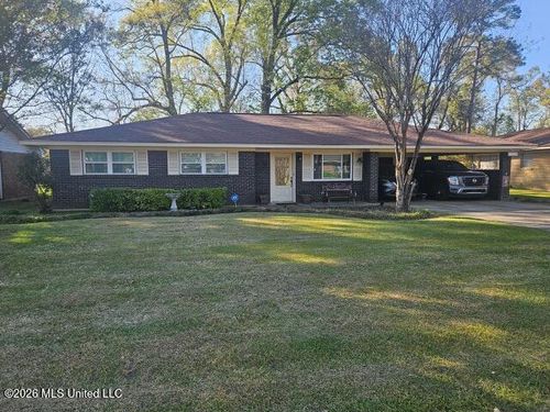 1233 Horseshoe Dr, Natchez, MS, 39120-2735 | Card Image
