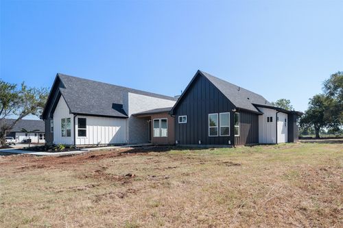 7316 N Sundance Dr, Joshua, TX, 76058-4577 | Card Image