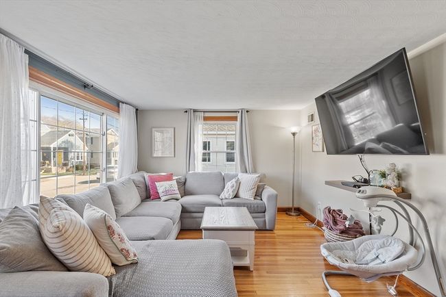 18 Glendale Ave, House other with 3 bedrooms, 2 bathrooms and 3 parking in Peabody MA | Image 7