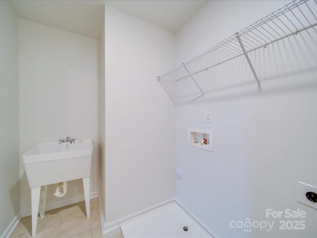Laundry Room | Image 40