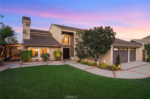 17502 Tuscan Cir, Huntington Beach, CA, 92649-4729 | Card Image