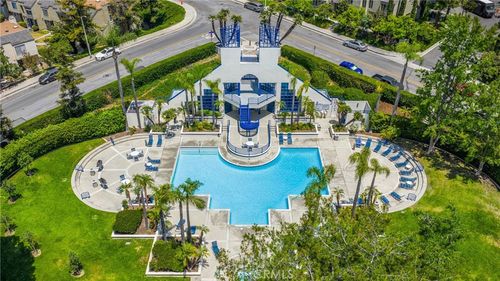 32-307 Singingwood, Irvine, CA, 92614-7097 | Card Image
